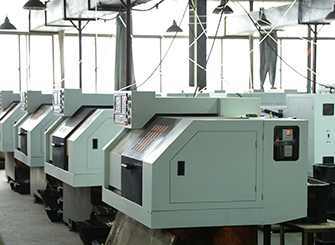 數(shù)控精加工車間-乾宇集團有限公司